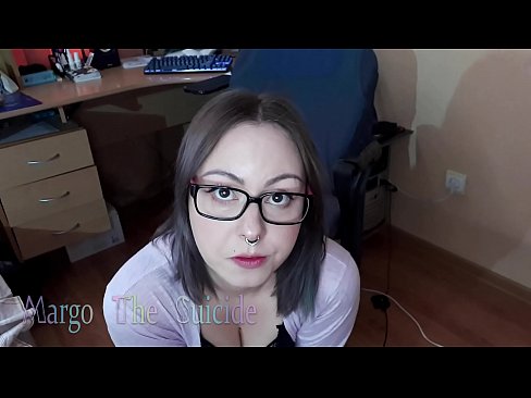 ❤️ 안경을 쓴 섹시한 여자가 카메라에 딜도를 빤다. ❤❌ 홈메이드 포르노 ko.porngifmag.ru에서 ❤